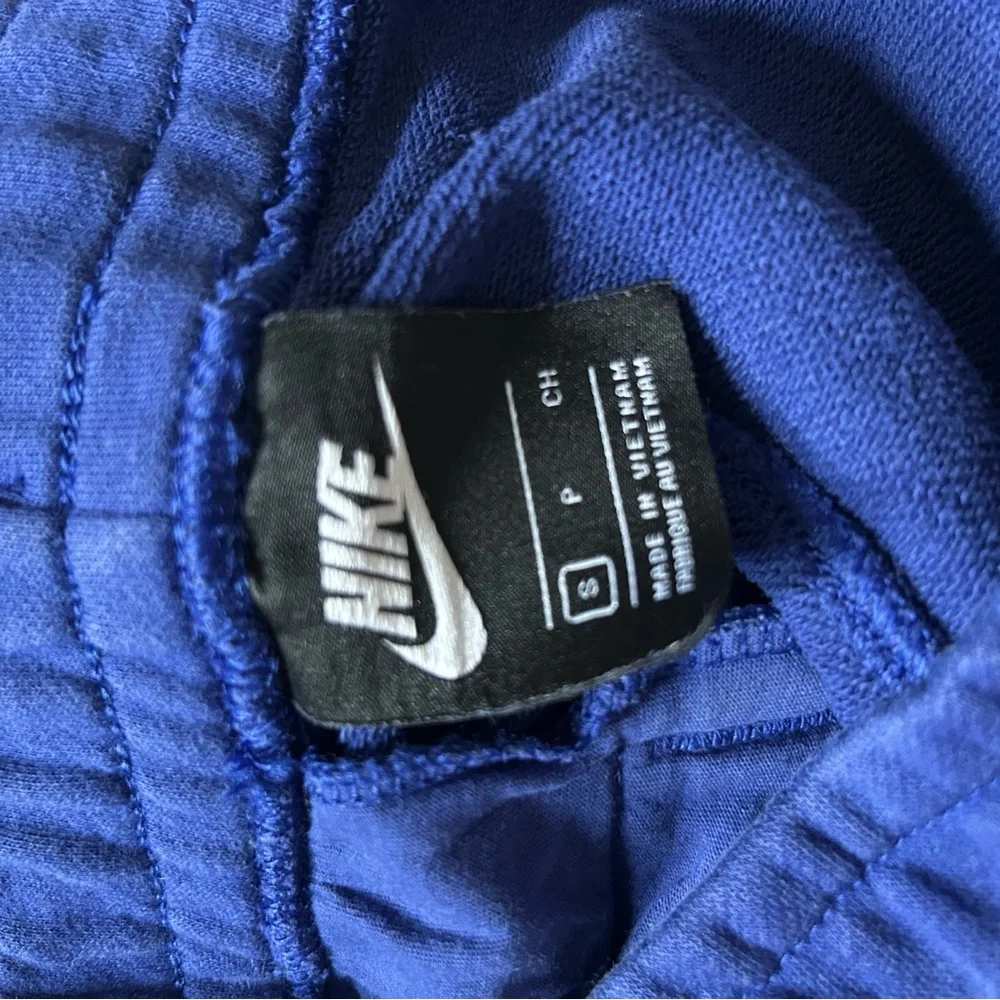 Nike Men's Blue Shorts - Picture 5 of 5